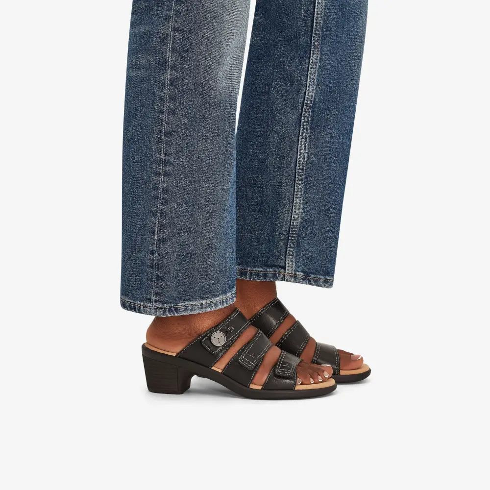 Women’s Emily 2 Adella Black Leather Heeled Sandals online